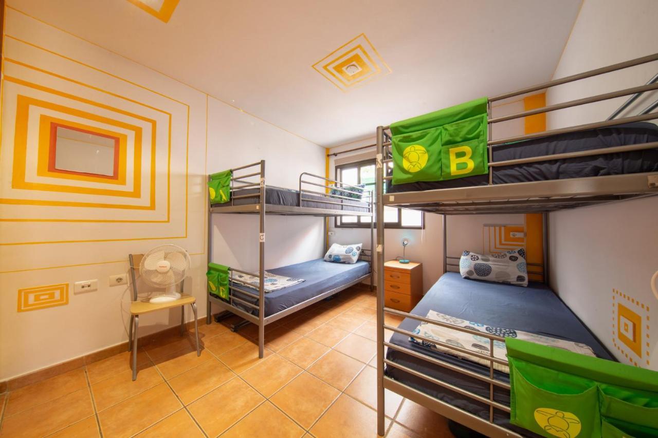 La Tortuga Hostel Costa Adeje  Esterno foto